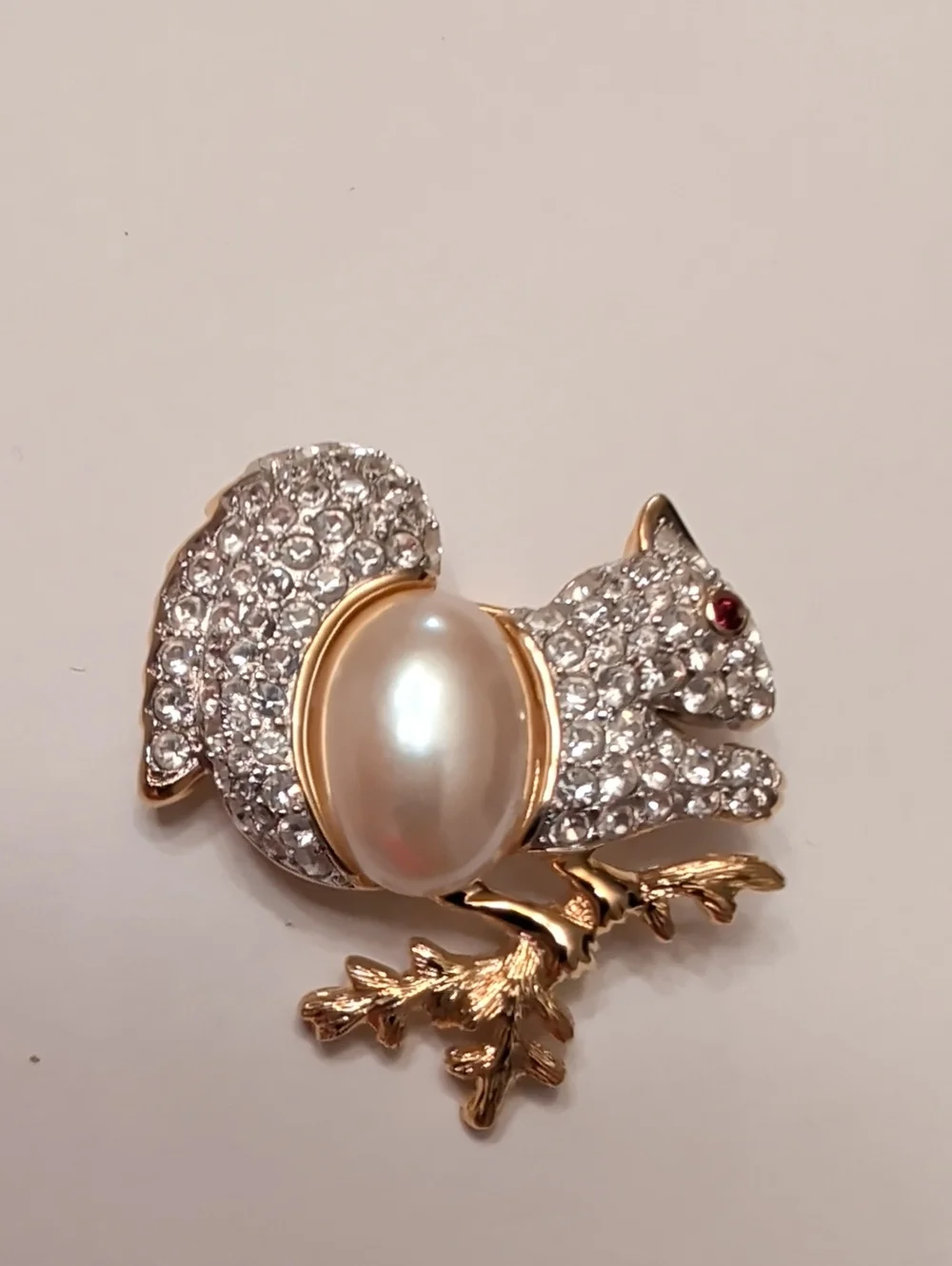 Gold Tone White Cabochon Rhinestone Squirrel Brooch